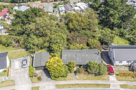 Photo of property in 20 Cleat Street, Whitby, Porirua, 5024