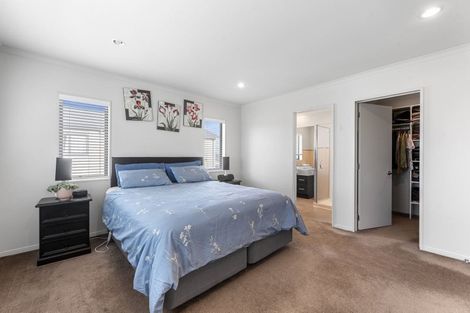 Photo of property in 8 Scotsmoor Drive, Wattle Downs, Auckland, 2103