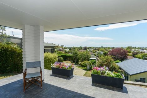 Photo of property in 75 Hetley Crescent, Taradale, Napier, 4112