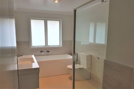 Photo of property in 89 Kaurinui Crescent, One Tree Point, 0118