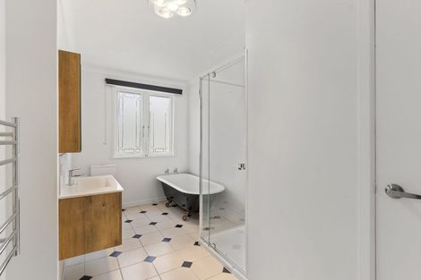 Photo of property in 21 Lomond Street, Takapuna, Auckland, 0622