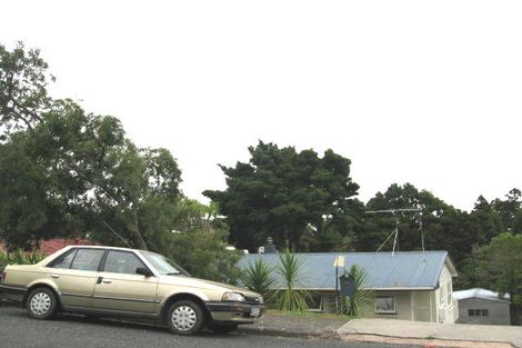 Photo of property in 10 Beswick Place, Birkdale, Auckland, 0626