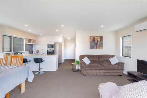 Photo of property in 12 Broadbent Street, Riccarton, Christchurch, 8041