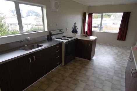 Photo of property in 25 Trafalgar Street, Westown, New Plymouth, 4310