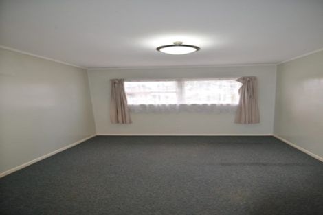 Photo of property in 1/68 Titirangi Road, New Lynn, Auckland, 0600