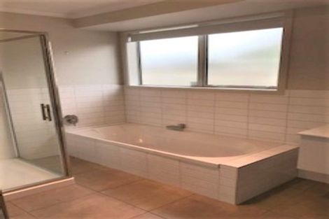 Photo of property in 10 Saltwood Lane, Bethlehem, Tauranga, 3110