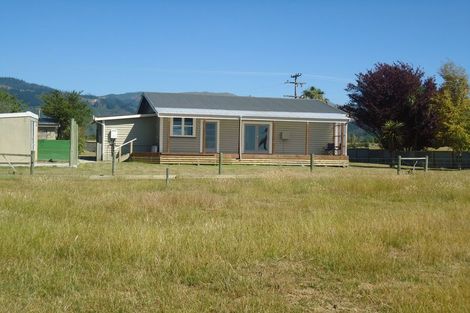 Photo of property in 27 Kennards Road, Waimate, 7978