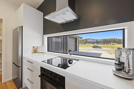 Photo of property in 36 Longview Drive, Lake Hawea, 9382