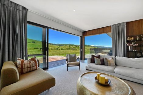 Photo of property in 14 The Fairways, Kinloch, Taupo, 3377