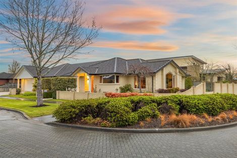 Photo of property in 85 Coolspring Way, Redwood, Christchurch, 8051