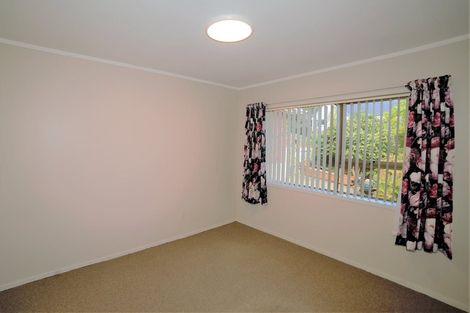Photo of property in 1/723 Beach Road, Browns Bay, Auckland, 0630