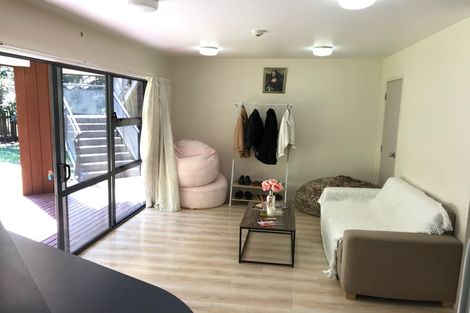 Photo of property in 6/3 The Avenue, Albany, Auckland, 0632