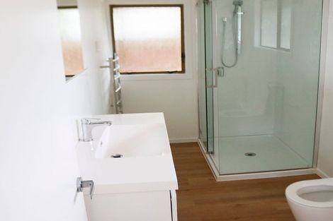 Photo of property in 17 Lemnos Place, Titirangi, Auckland, 0604