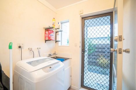 Photo of property in 25a Rosedale Crescent, Cloverlea, Palmerston North, 4412