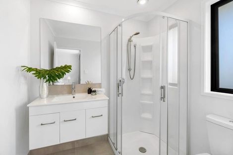 Photo of property in 46 Pacific Heights Road, Orewa, 0931