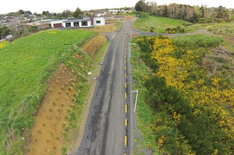 Photo of property in 13 Wattie Fox Lane, Kenmure, Dunedin, 9011