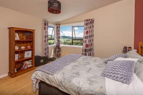 Photo of property in 129 Taylor Road, Waimauku, 0882