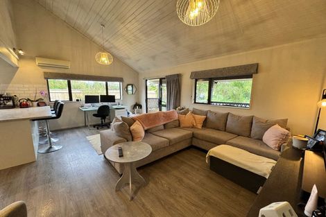 Photo of property in 60a Rata Road, Raumati Beach, Paraparaumu, 5032