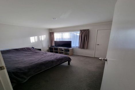 Photo of property in 16 Diamond Grove, Brown Owl, Upper Hutt, 5018