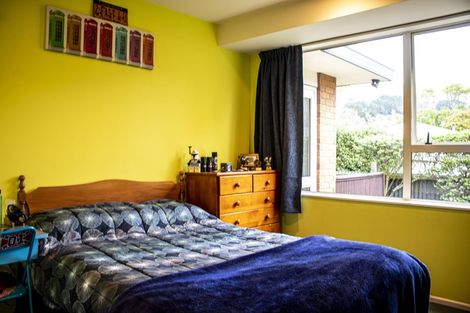 Photo of property in 8 Wendy Place, Heathcote Valley, Christchurch, 8022