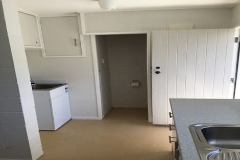 Photo of property in Lynbrae Court Flats, 19/4 Dr Taylor Terrace, Johnsonville, Wellington, 6037