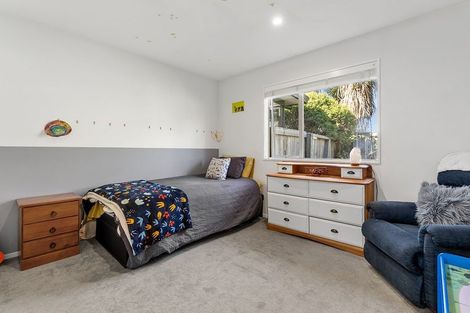 Photo of property in 8 Bell Street, Lake Hawea, Wanaka, 9382