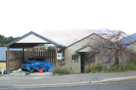 Photo of property in 10a Dart Place, Fernhill, Queenstown, 9300