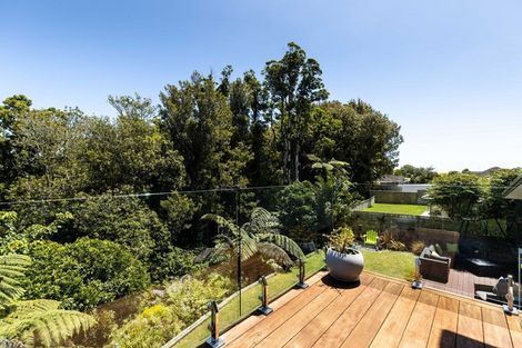 Photo of property in 398 Mangorei Road, Highlands Park, New Plymouth, 4312