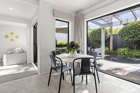 Photo of property in 4/5 Hepburn Street, Freemans Bay, Auckland, 1011