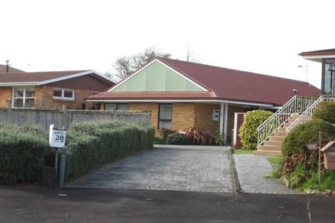 Photo of property in 28 Kensington Place, Fairfield, Hamilton, 3214
