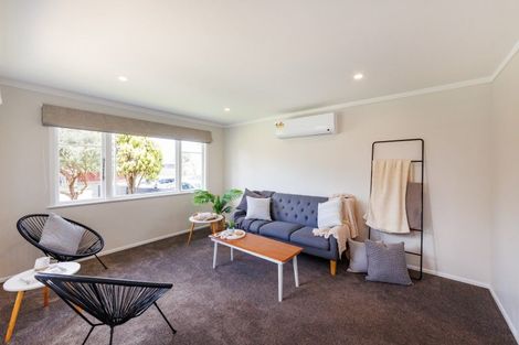 Photo of property in 11 Benmore Avenue, Cloverlea, Palmerston North, 4412