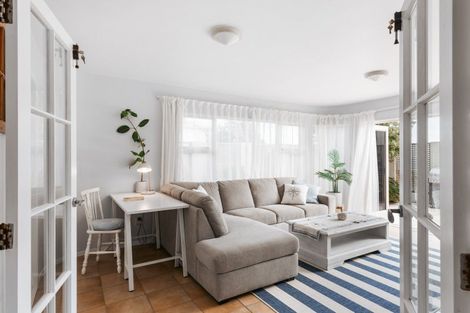 Photo of property in 333b Oceanbeach Road, Mount Maunganui, 3116