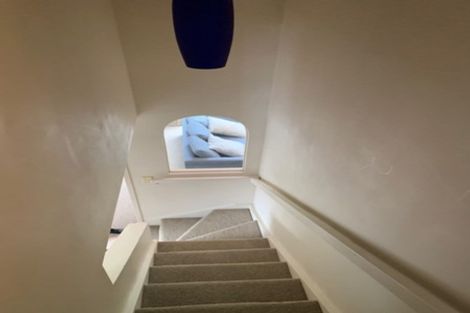 Photo of property in 8a Seaside Avenue, Waterview, Auckland, 1026