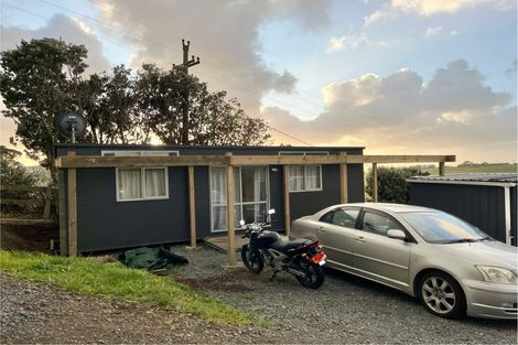 Photo of property in 50 Binns Road, Karioitahi, Waiuku, 2683