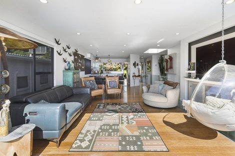 Photo of property in 7 Ocean Parade, Pukerua Bay, 5026