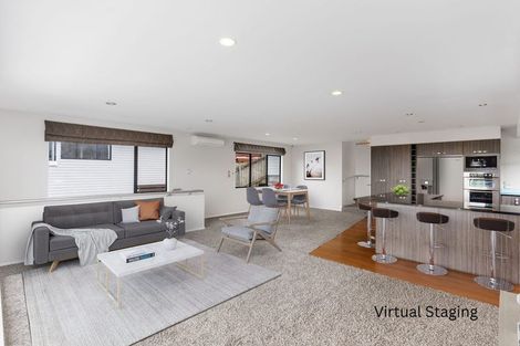 Photo of property in 84 Wade River Road, Stanmore Bay, Whangaparaoa, 0932