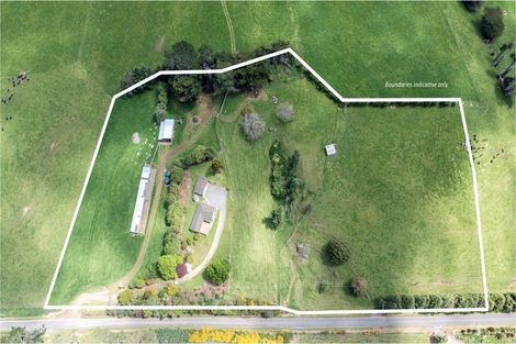 Photo of property in 196 Clinton-makaretu Road, Ashley Clinton, Takapau, 4286