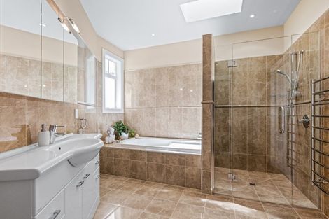 Photo of property in 91 Eskridge Drive, Eskdale, Napier, 4182