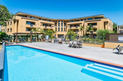 Photo of property in 1/51 Rangitoto Terrace, Milford, Auckland, 0620