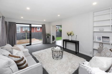 Photo of property in 1/1 Greers Road, Ilam, Christchurch, 8041