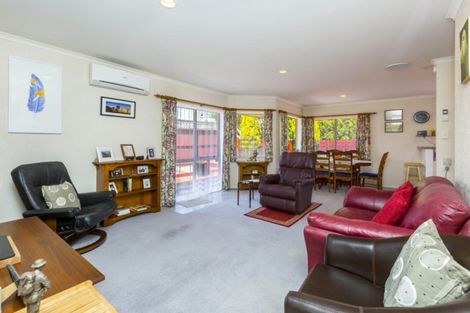 Photo of property in 43a Sheridan Crescent, Trentham, Upper Hutt, 5018