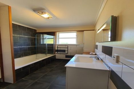 Photo of property in 12 Rimu Street, Naenae, Lower Hutt, 5011