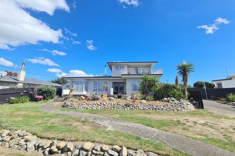 Photo of property in 36 Seabury Avenue, Foxton Beach, Foxton, 4815