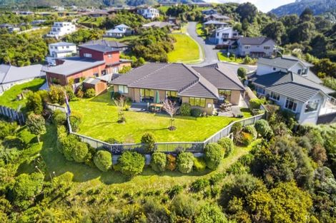 Photo of property in 57 Riverstone Drive, Riverstone Terraces, Upper Hutt, 5018
