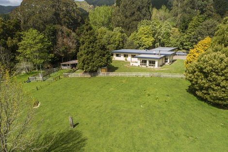 Photo of property in 399 Scotts Road, Linton, Palmerston North, 4472