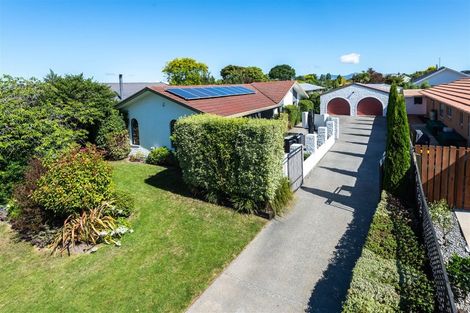 Photo of property in 9 Wakelin Place, Redwood, Christchurch, 8051