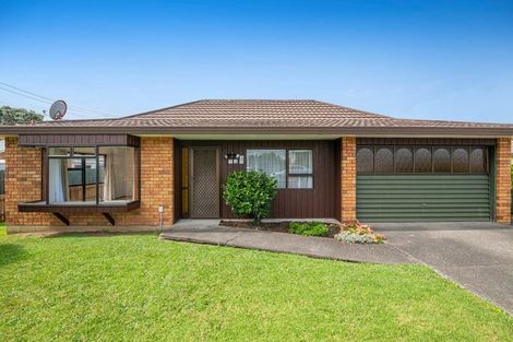 Photo of property in 1/131 Centreway Road, Orewa, 0931
