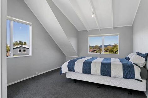 Photo of property in 2/27 Tobin Place, Richmond Heights, Taupo, 3330