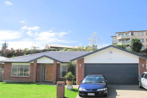 Photo of property in 14 Sunvista Avenue, Oteha, Auckland, 0632