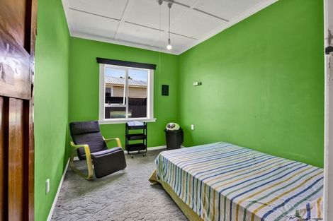 Photo of property in 18 Cumming Street, Okato, 4335